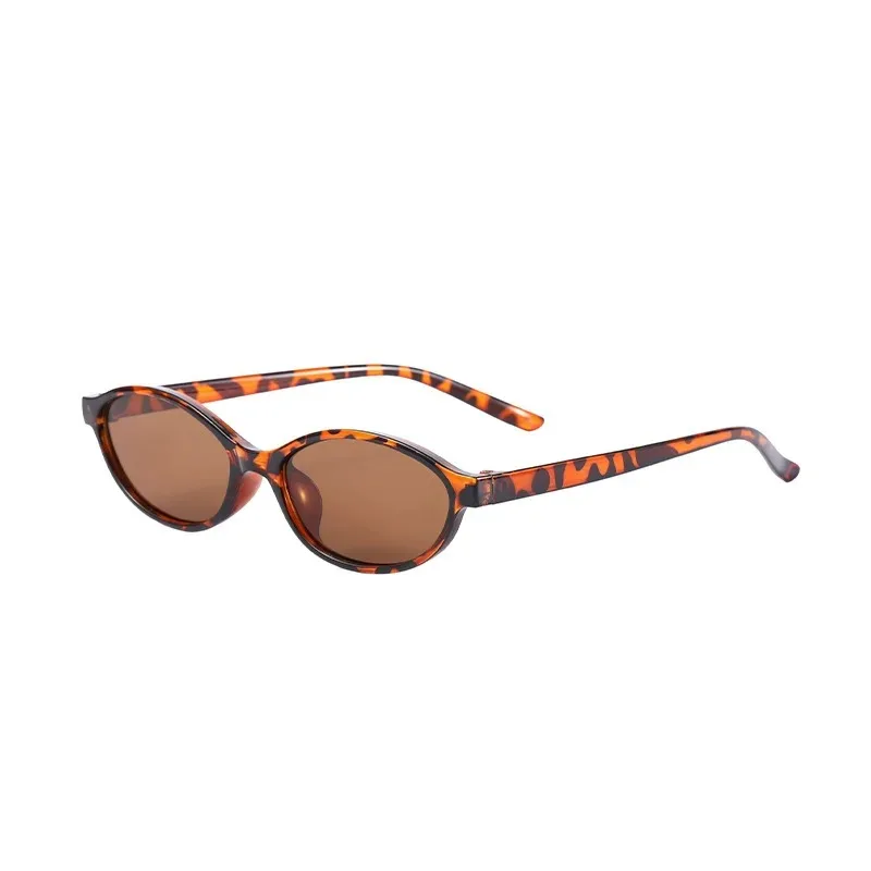 Small Oval Sunglasses Women Vi - Designer Sunglasses recension och pris