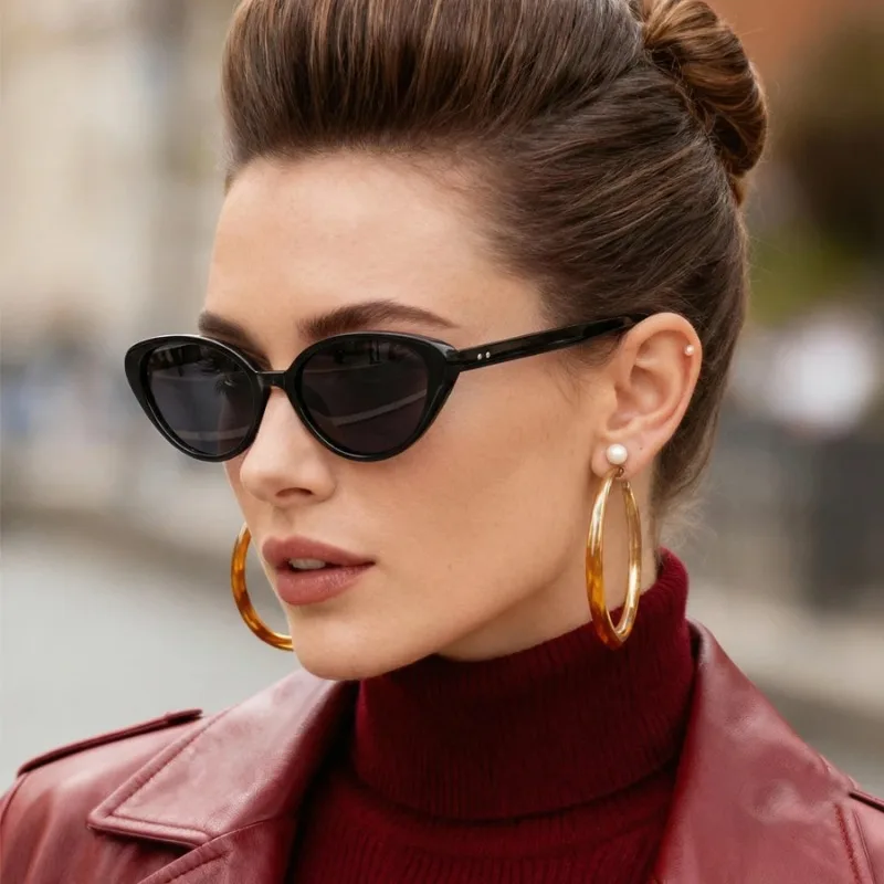 Rivets Brown Fashion Cat Eye S - Designer Sunglasses recension och pris